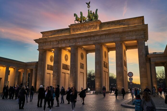 Legaler deutscher Glücksspielmarkt wächst Obwohl der legale deutsche Glücksspielmarkt wächst, gibt es Kritik an der GGL