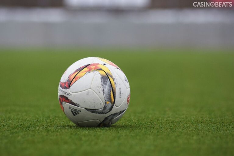 Une équipe de foot suspendue 10 ans pour avoir truqué un match