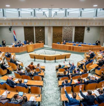 Tweede Kamer zet gokbedrijven onder vuur