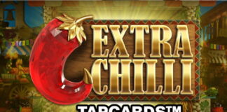 Stor röd chilifrukt och texten "EXTRA CHILLI TAPCARDS" mot en färgstark marknadsbakgrund.