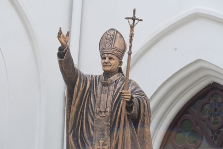 Fantasy Pope League Goes Viral in Italy Ahead of Vatican’s Conclave Kickoff