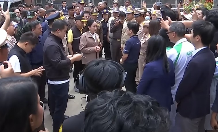 Prime Minister Paetongtarn Shinawatra visits the Khlong Luek-Poipet checkpoint, a border crossing between Thailand and Cambodia, earlier this week.