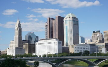 Columbus, OH from the Main Street Bridge