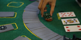 Texas Hold 'Em Poker Game