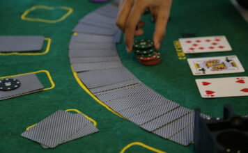 Texas Hold 'Em Poker Game