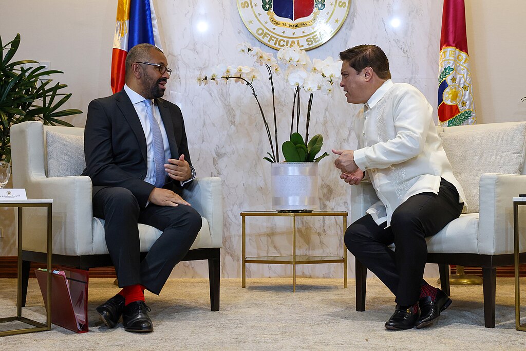 Senator Juan Miguel “Migz” Zubiri (right) meeting former UK Foreign Secretary James Cleverly in the Philippines in 2023.