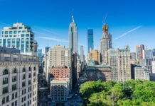 A view of the city of Manhattan